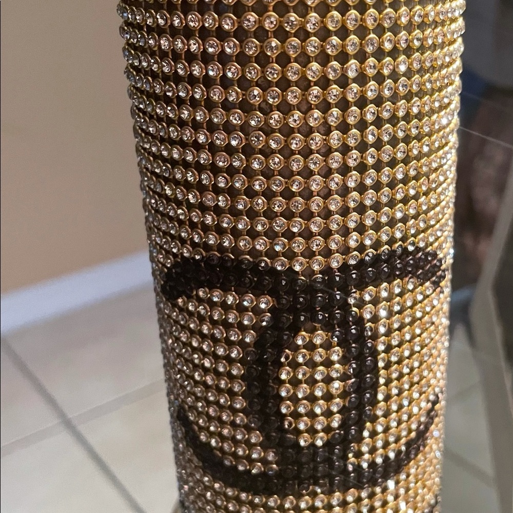 Cup